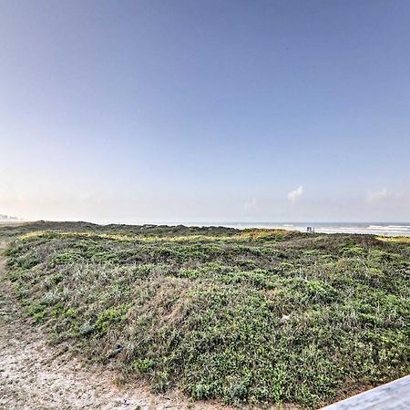 Beach Haven With Shared Amenities - Steps To Beach! South Padre Island Kültér fotó