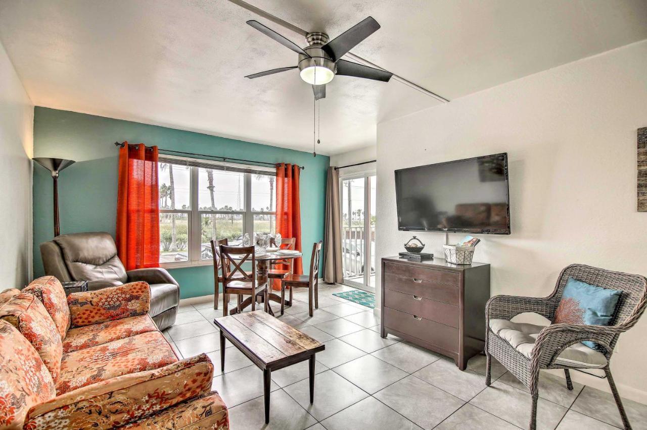 Beach Haven With Shared Amenities - Steps To Beach! South Padre Island Kültér fotó
